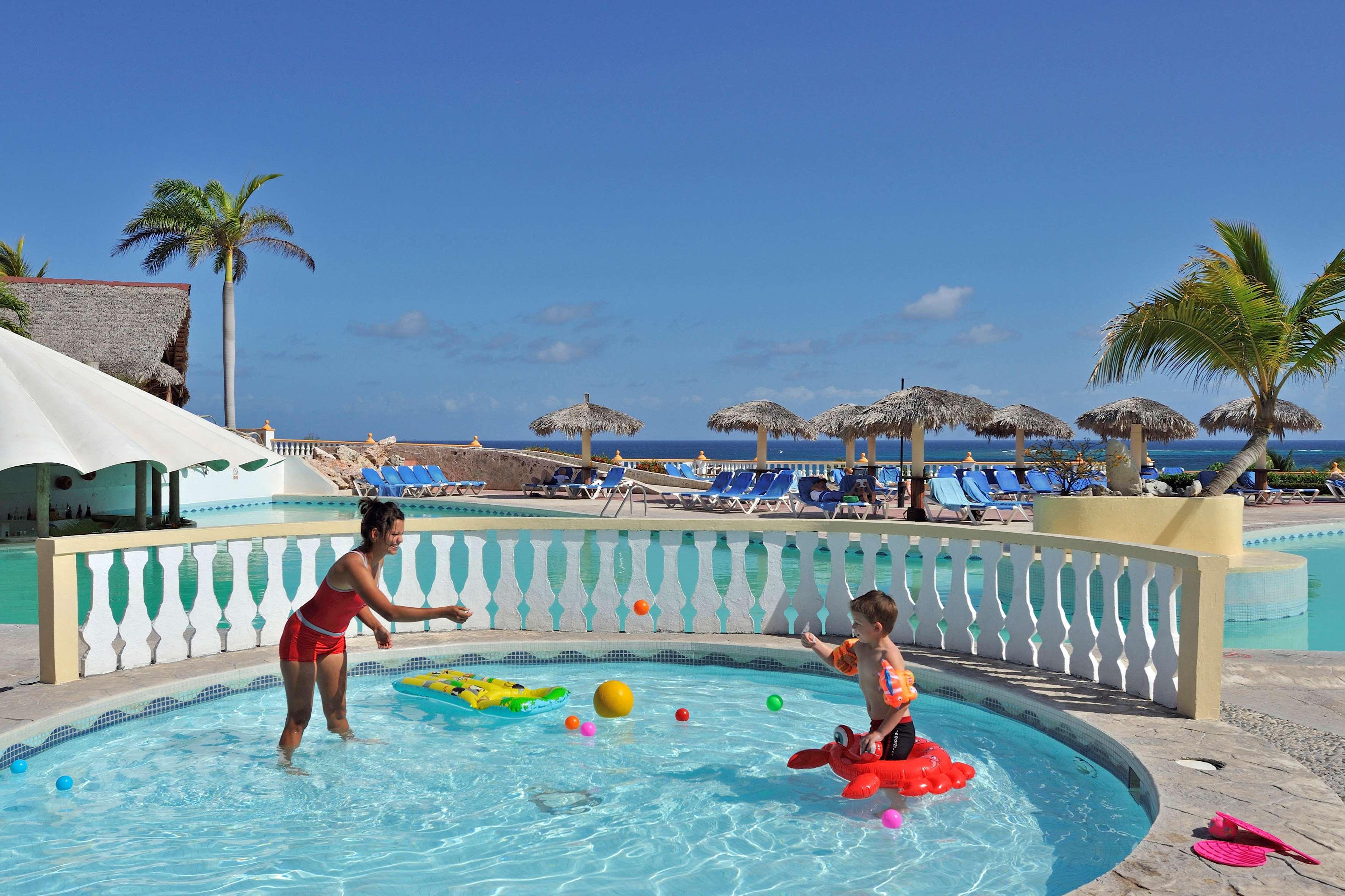 Hotel Sol Rio De Luna Y Mares à Guardalavaca Extérieur photo